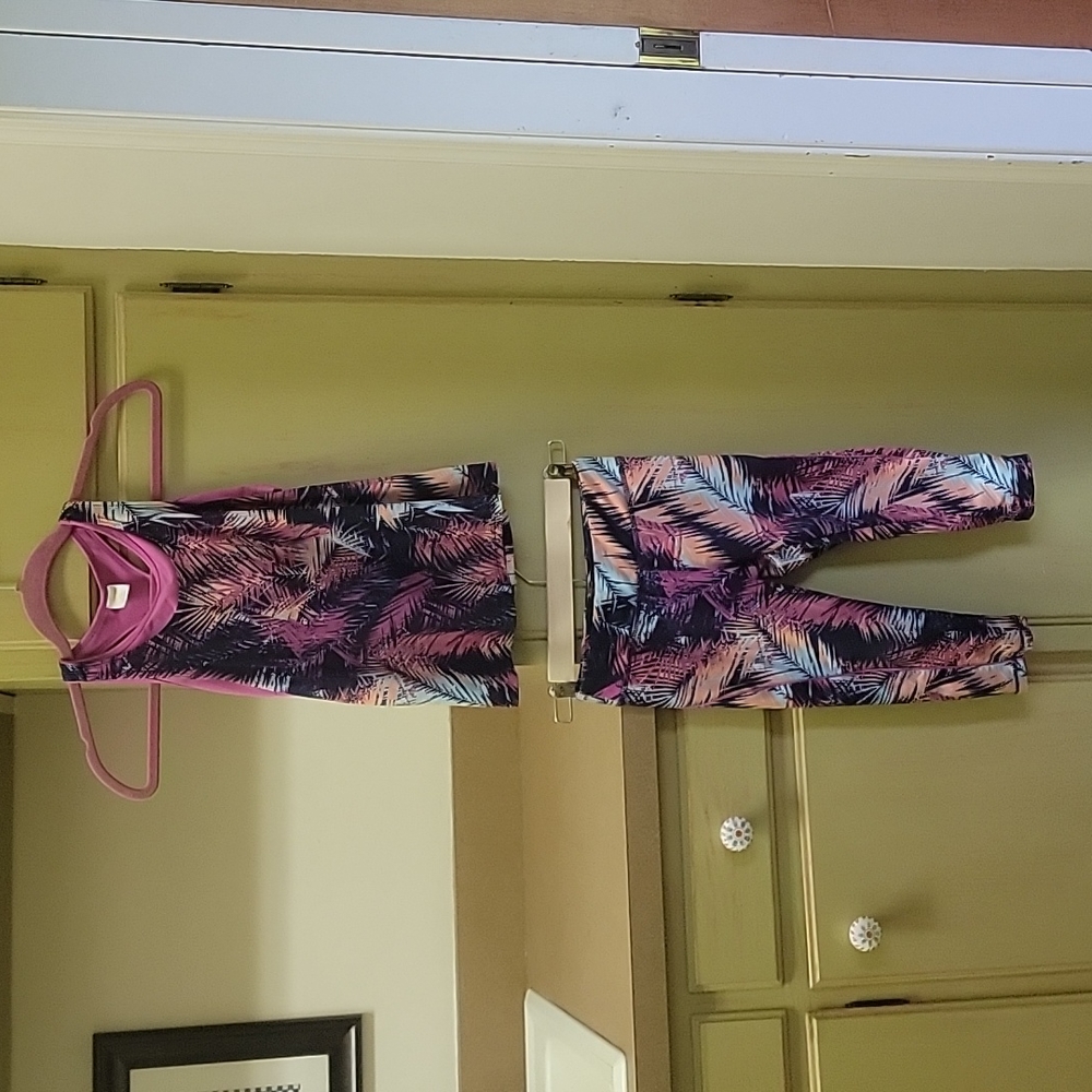 Gymboree athletic set sz 7-8